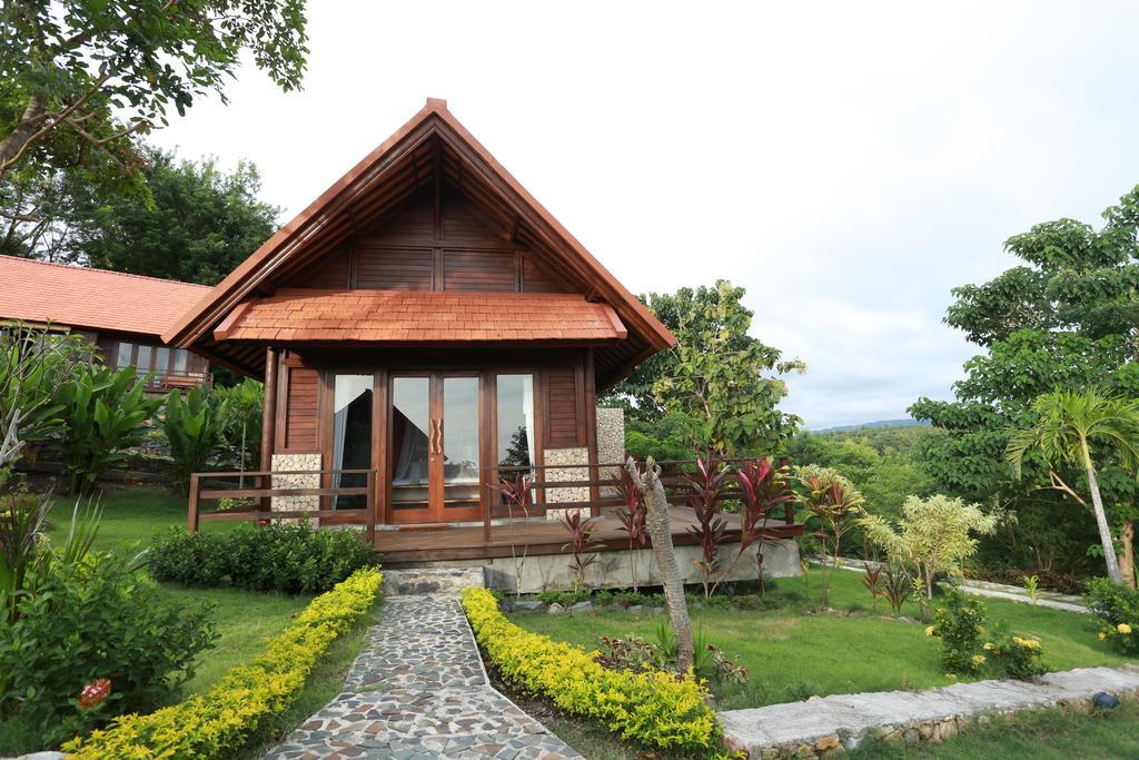 Villa Domanik Labuan Bajo Exterior photo