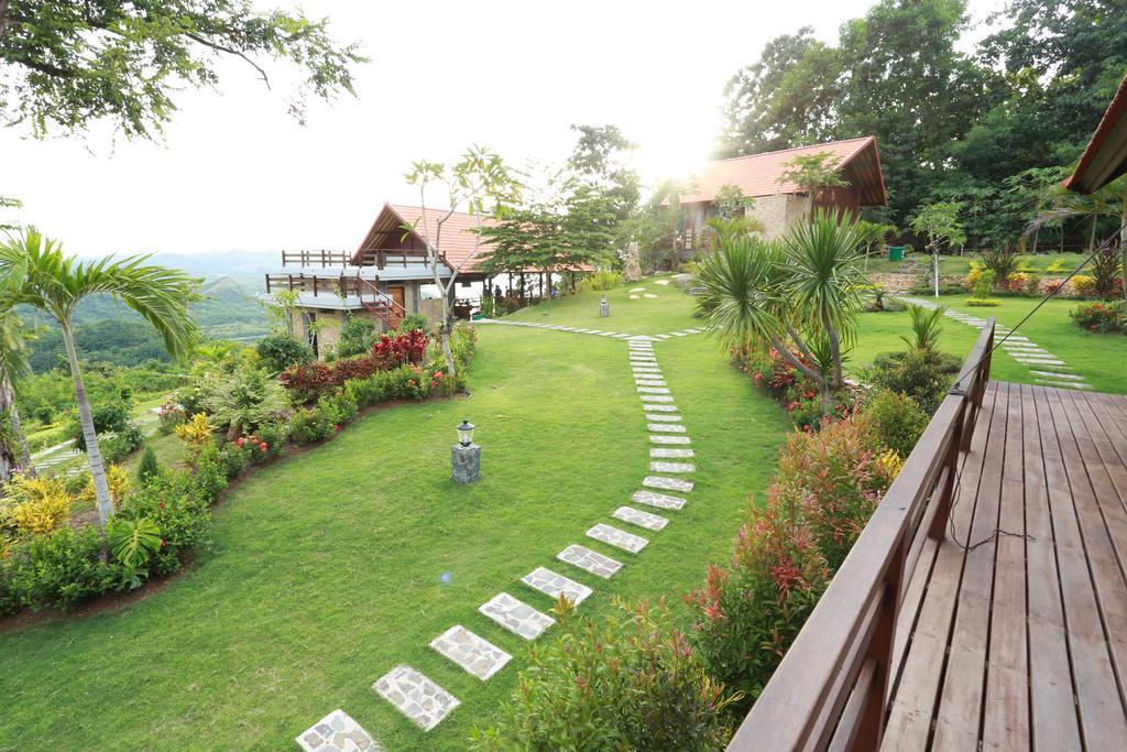 Villa Domanik Labuan Bajo Exterior photo
